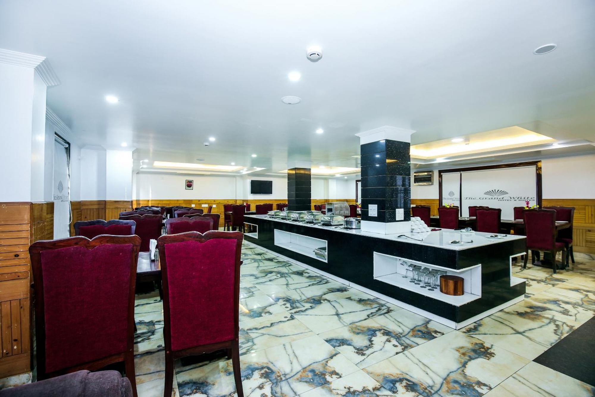 Hotel White Grand Shimla - In City Centre - A Centrally Ac Hotel Экстерьер фото