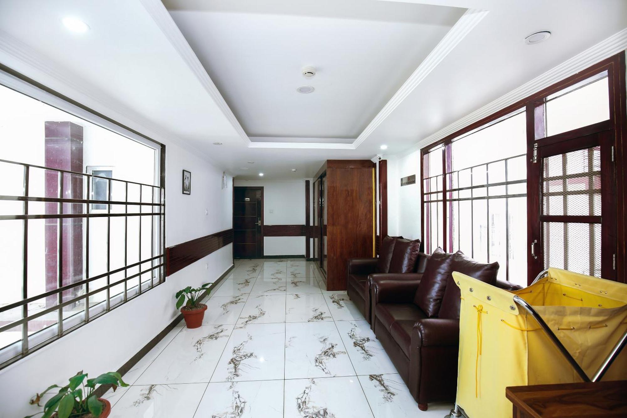 Hotel White Grand Shimla - In City Centre - A Centrally Ac Hotel Экстерьер фото