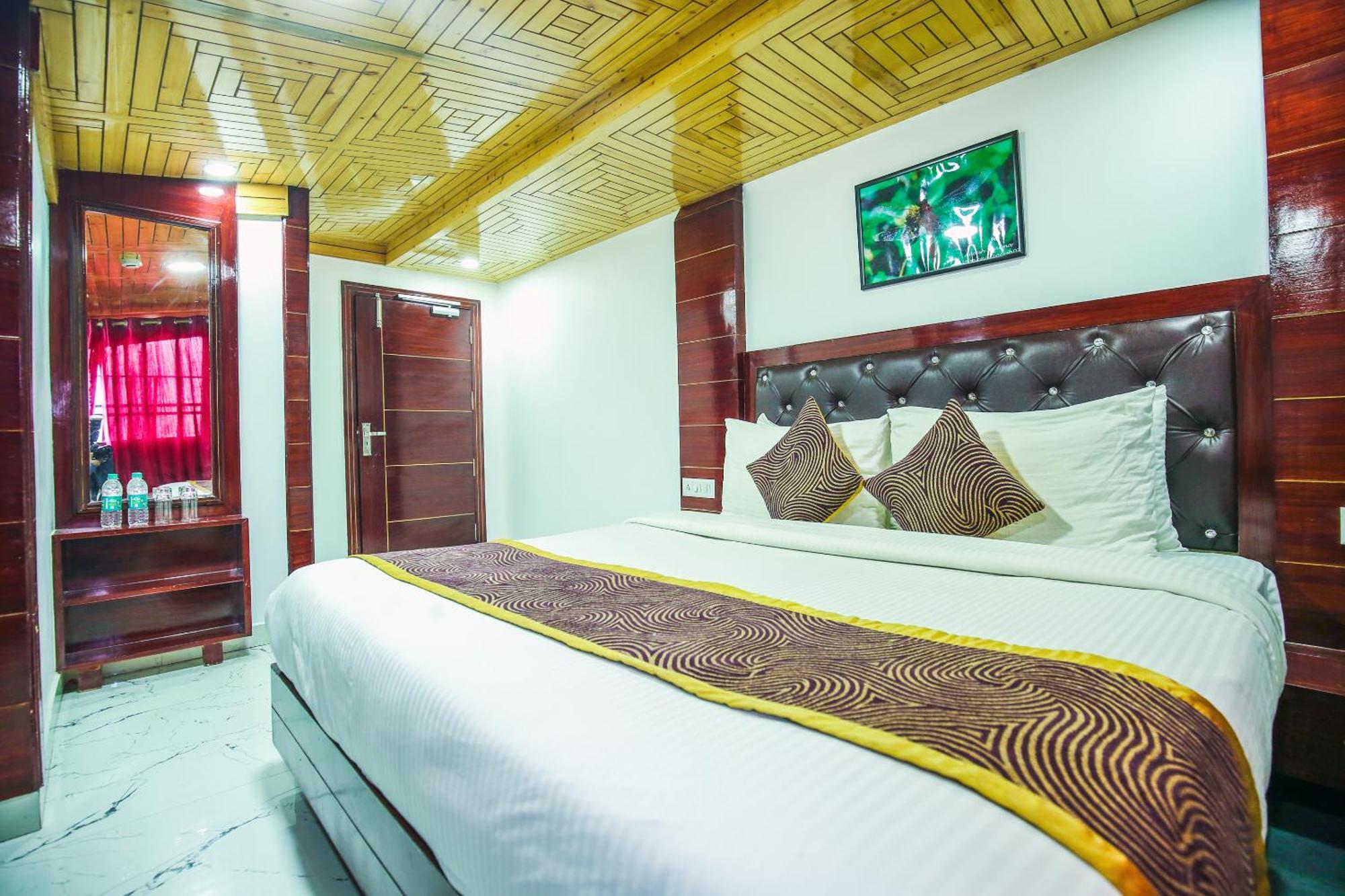 Hotel White Grand Shimla - In City Centre - A Centrally Ac Hotel Экстерьер фото