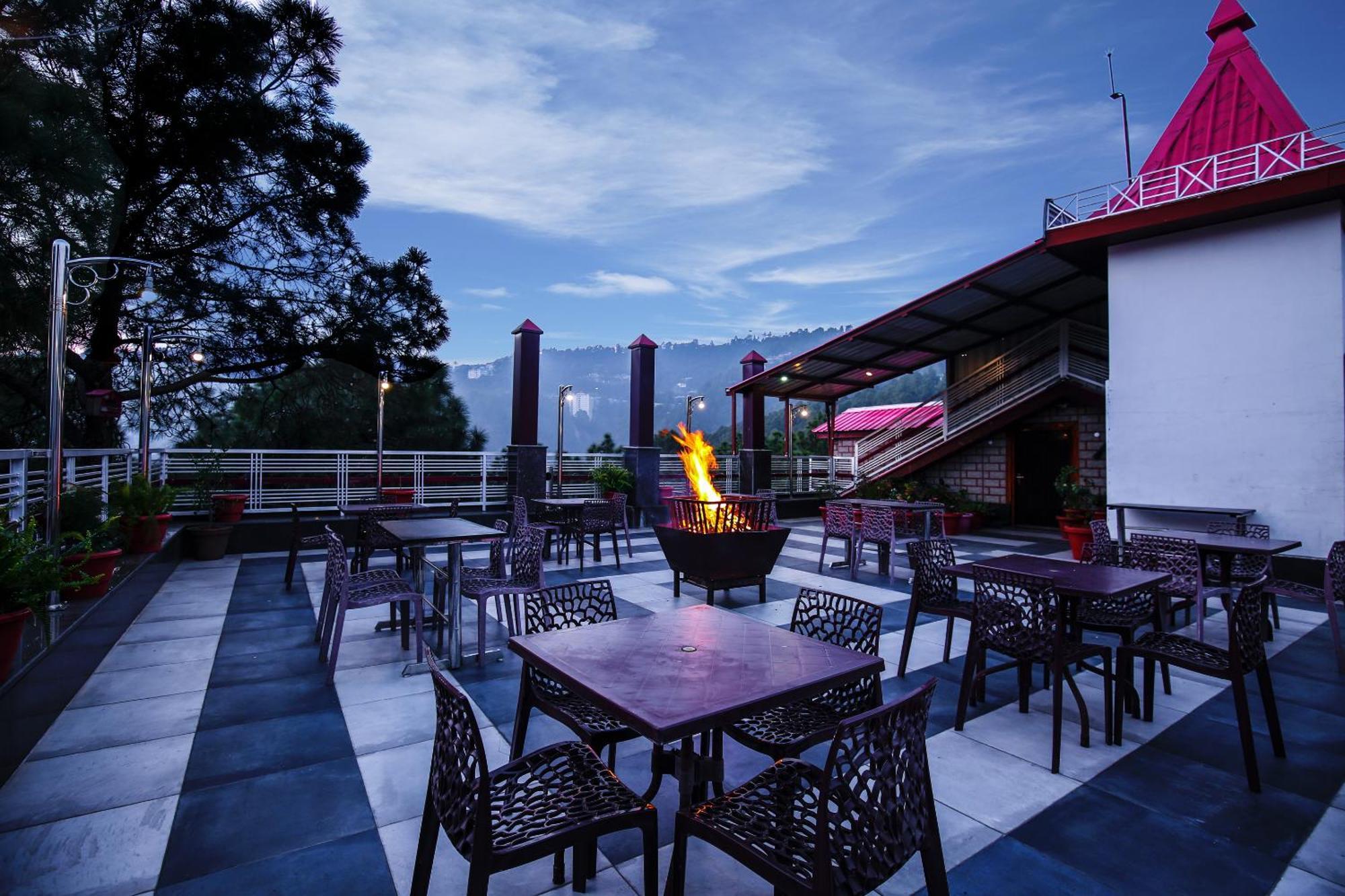 Hotel White Grand Shimla - In City Centre - A Centrally Ac Hotel Экстерьер фото